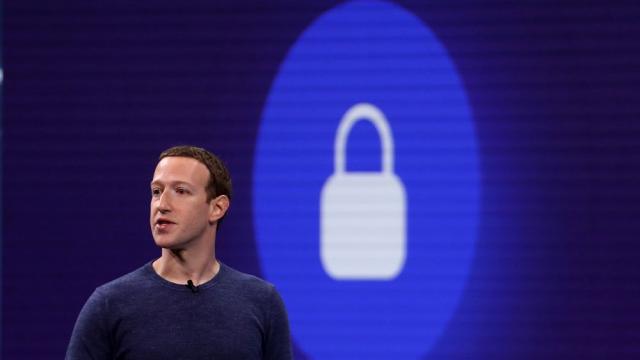 Марк Зукърбърг се обяви против разделянето на Facebook