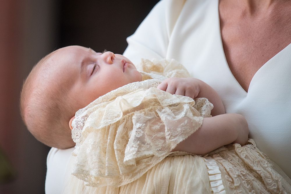 Кръстиха малкия принц Луи на частна церемония в Лондон