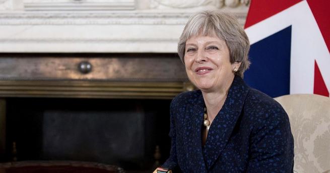 Британският премиер Тереза Мей вероятно няма да бъде подложена на