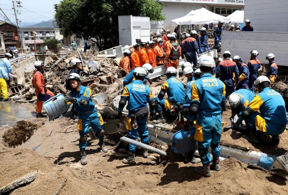  наводненията и свлачищата в Япония 