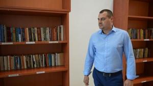 Затворниците в Дебелт получиха дарение от книги