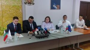 Молдовци банкомат