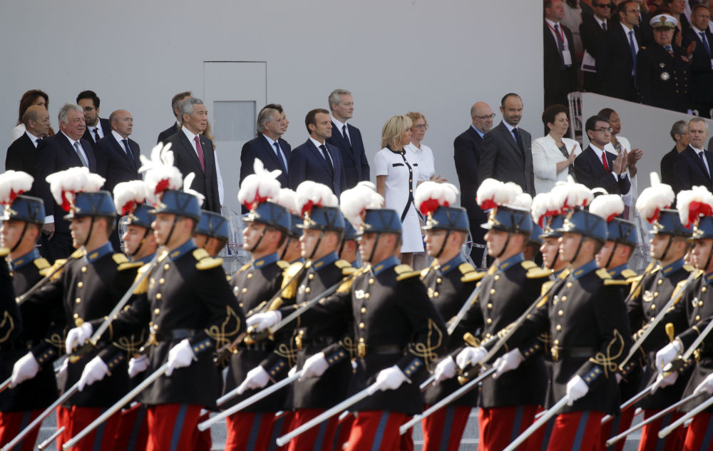 France junior. Голландские военные праздники.