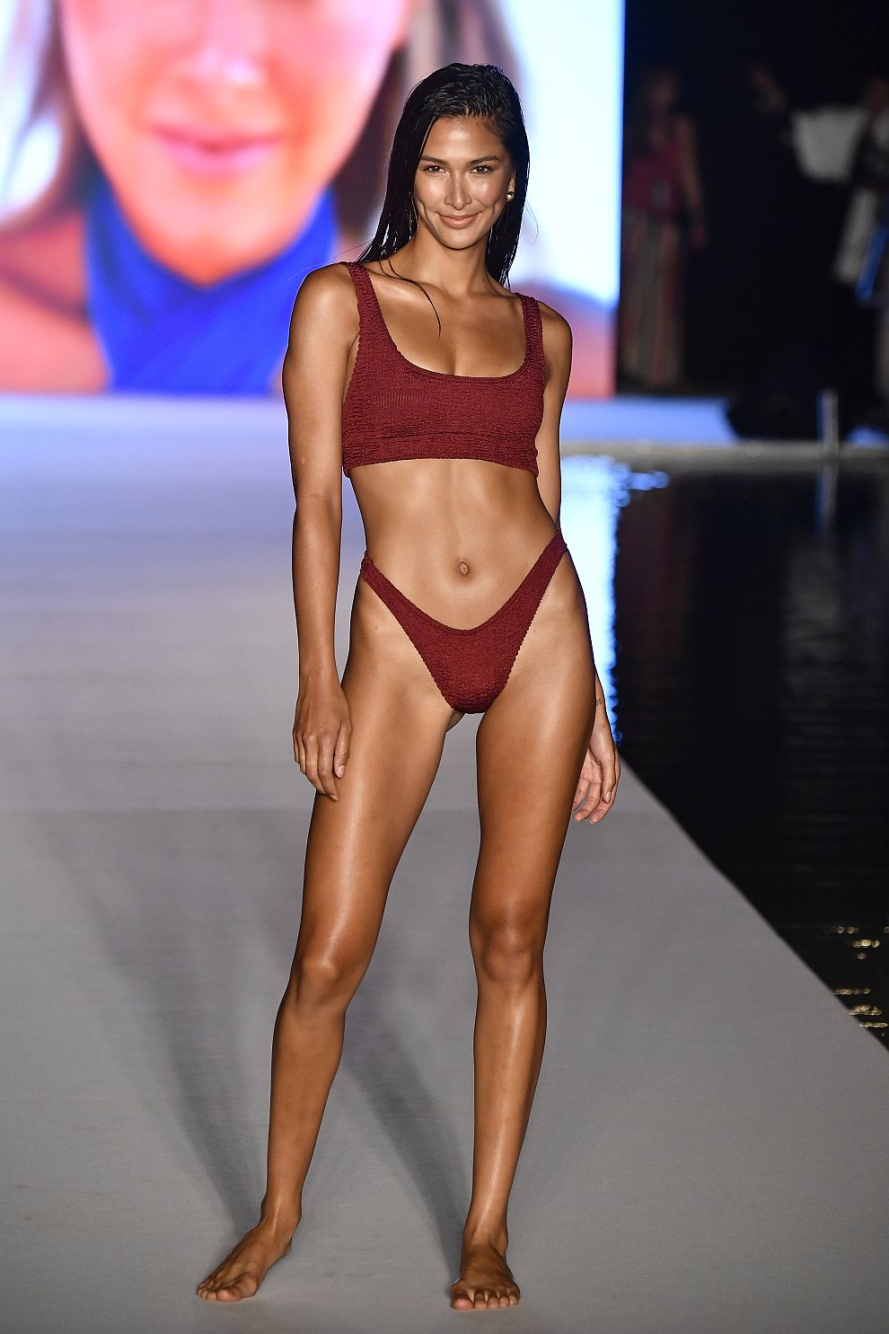 Банските на Sports Illustrated на изложението „Miami Swim Week“ в Маями