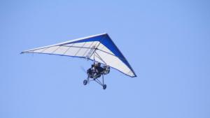 делтапланер комари