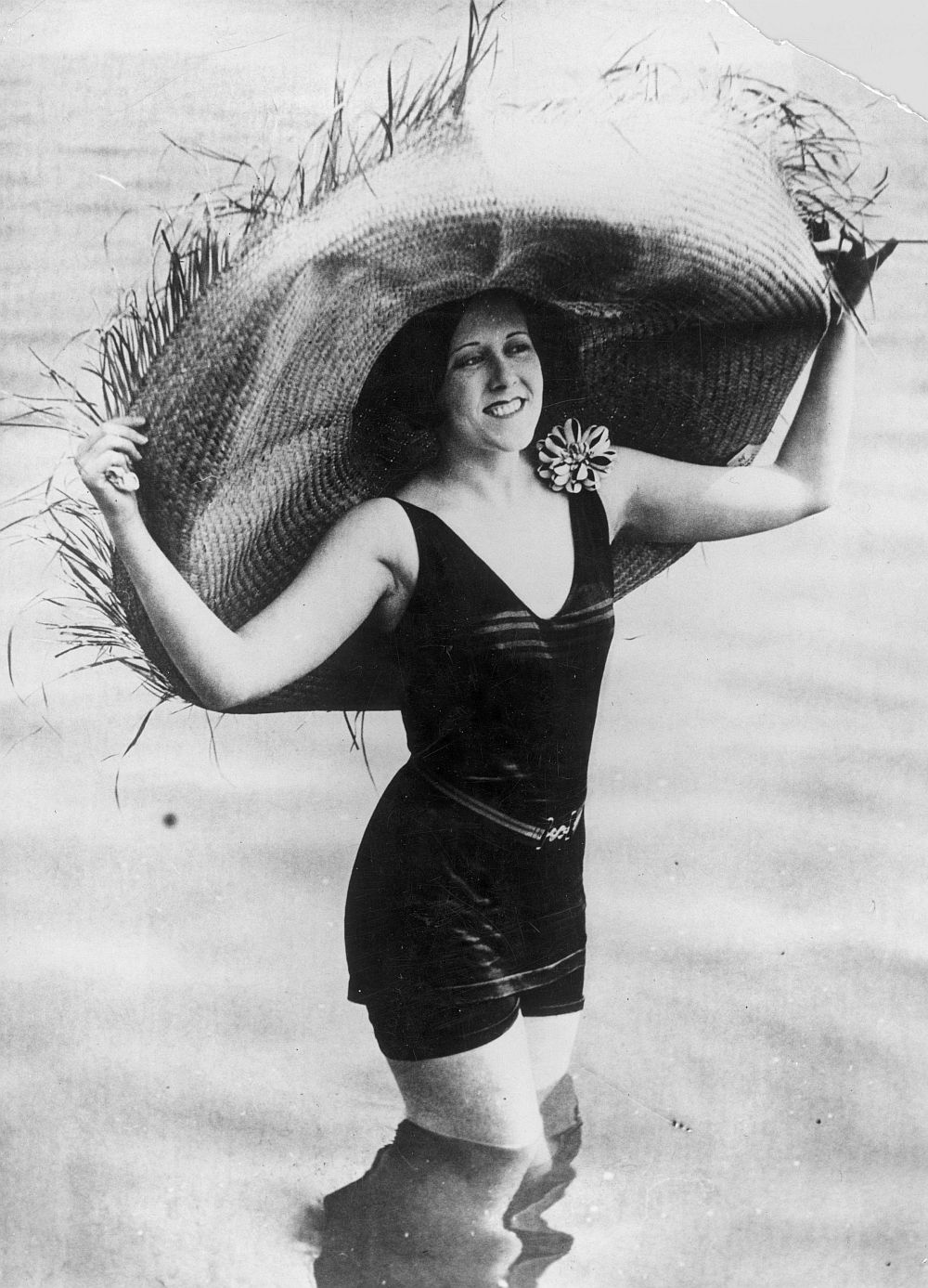1923