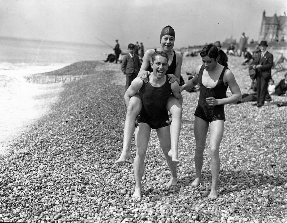 1927