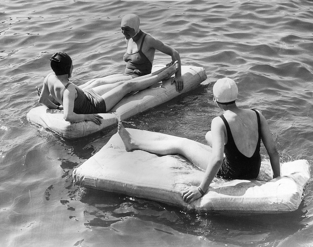 1936
