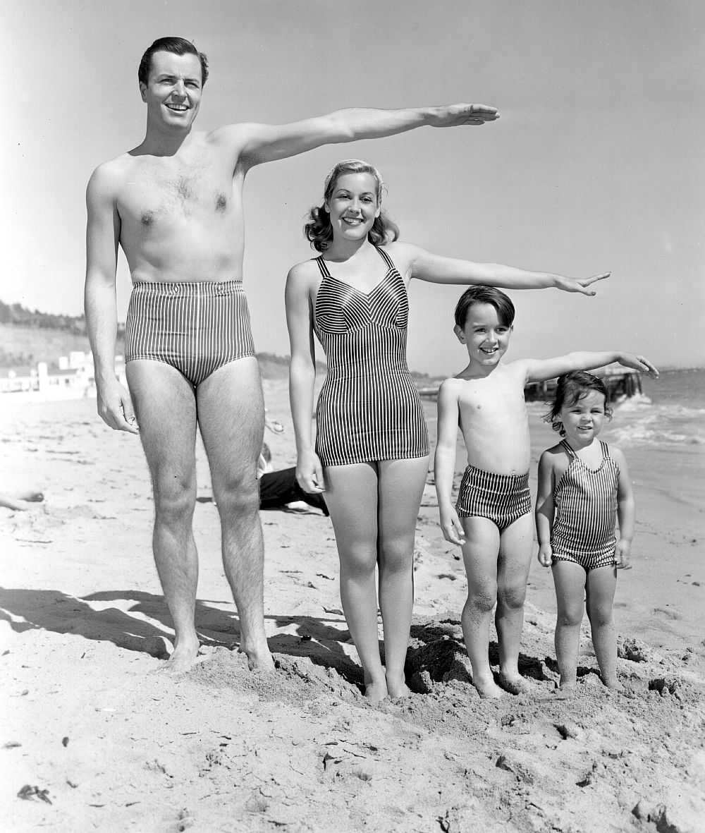 1942