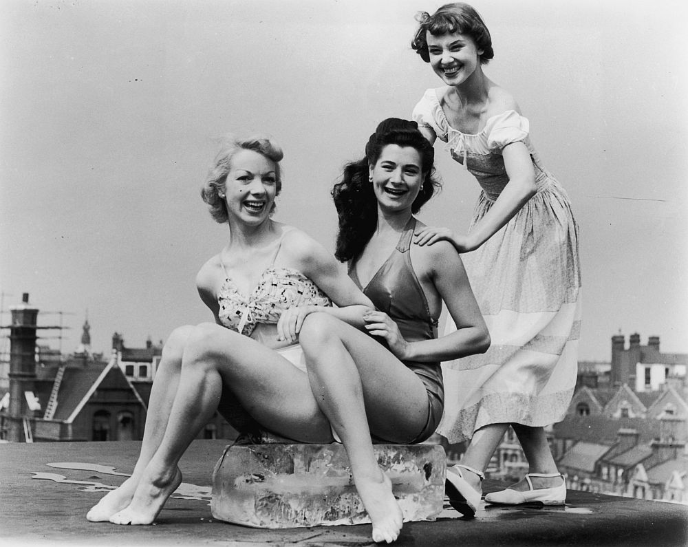 1949