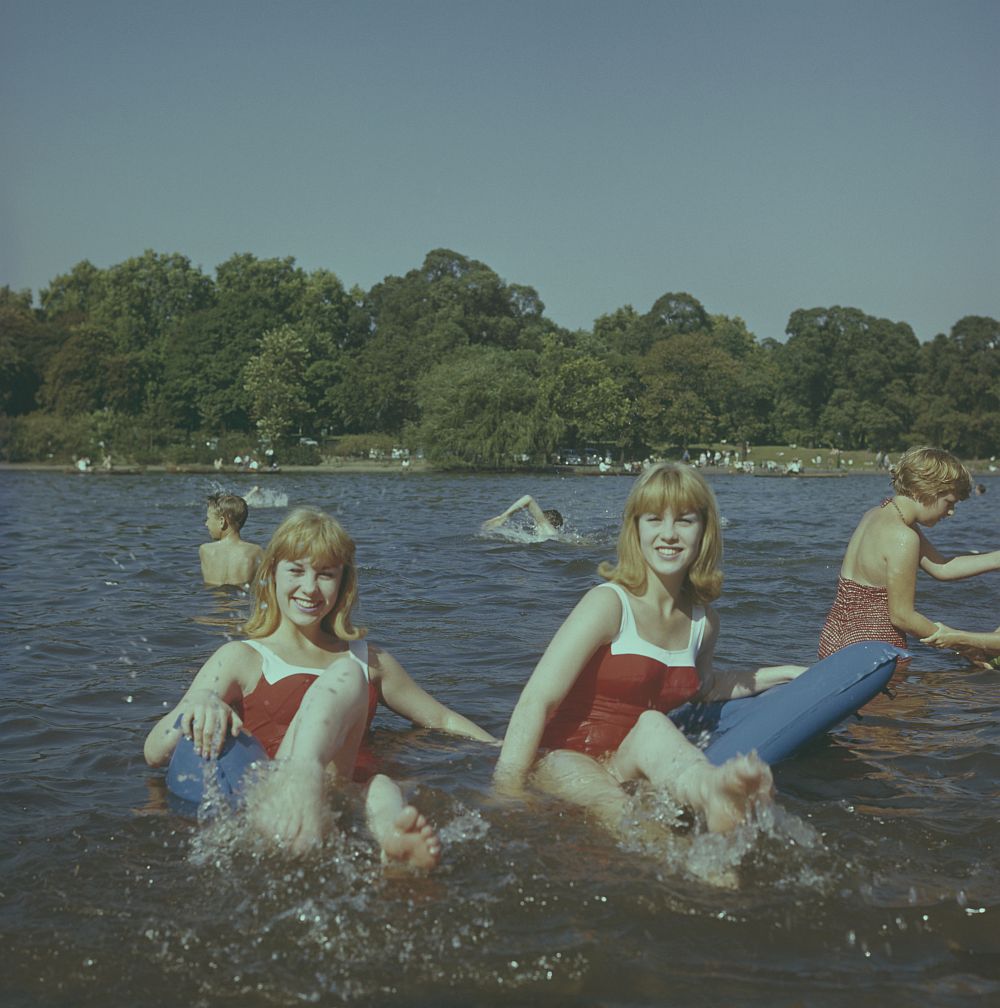 1962