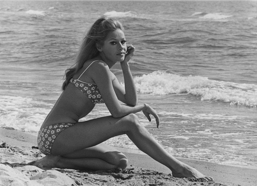 1968