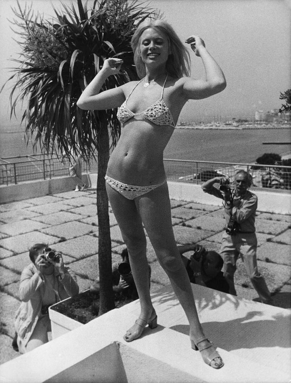 1973