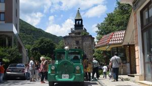 атракционно влакче Враца