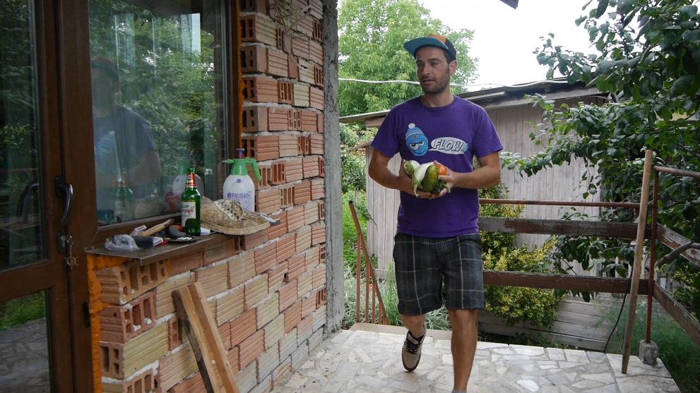  Семейството сменило високите обороти на столицата със спокойни живот в Странджа 