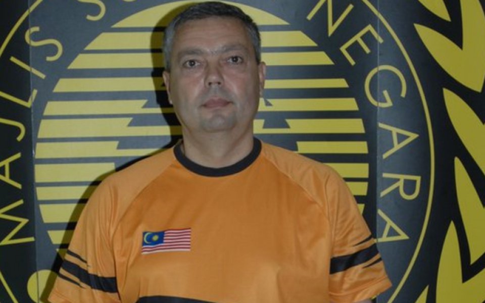 Как български треньор по щанги изкара 15 години в Малайзия