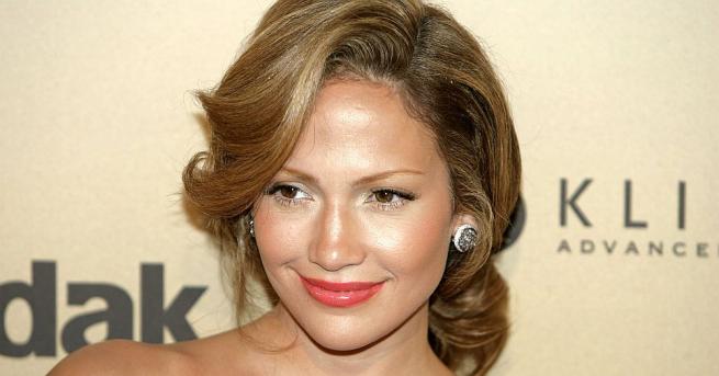 На 24 юли рожден ден празнува Дженифър Лопес Сексапилната красавица