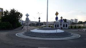 Започна изграждането на временното кръгово кръстовище на бул Никола Петков