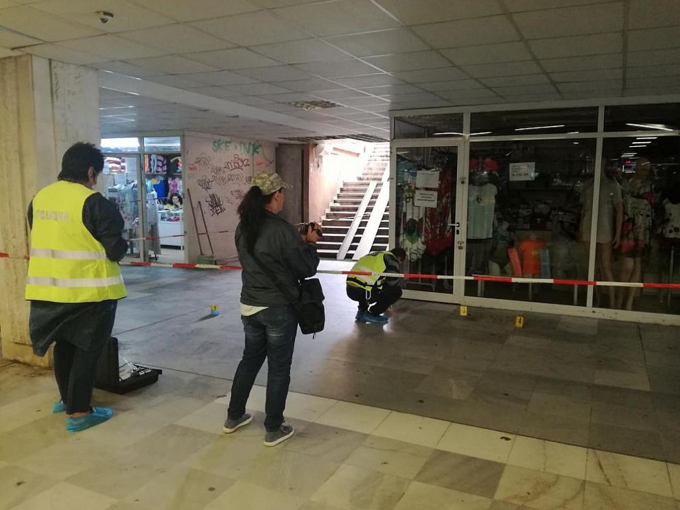  Мъж бе прострелян в подлез в столицата, причинителят е арестуван 