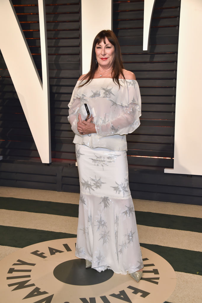 №16 Анжелика Хюстън