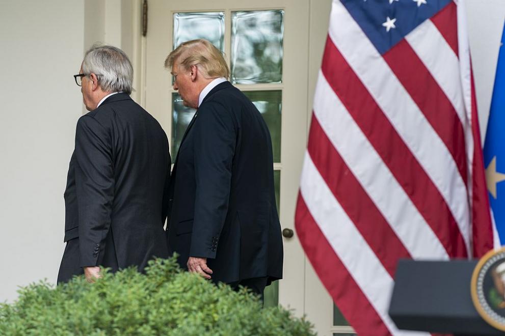  Председателят на Европейска комисия Жан-Клод Юнкер и президентът на Съединени американски щати Доналд Тръмп 