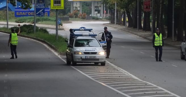 Благоевград е под полицейска блокада след като 58 годишна жена беше