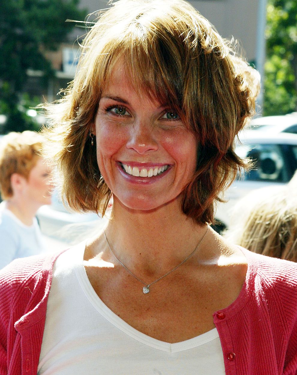 Александра Пол през 2004 година