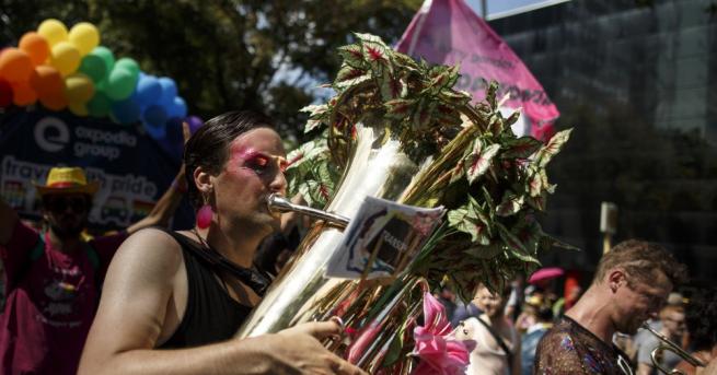 Хиляди хора се включиха в събота в Берлин в 40 ото