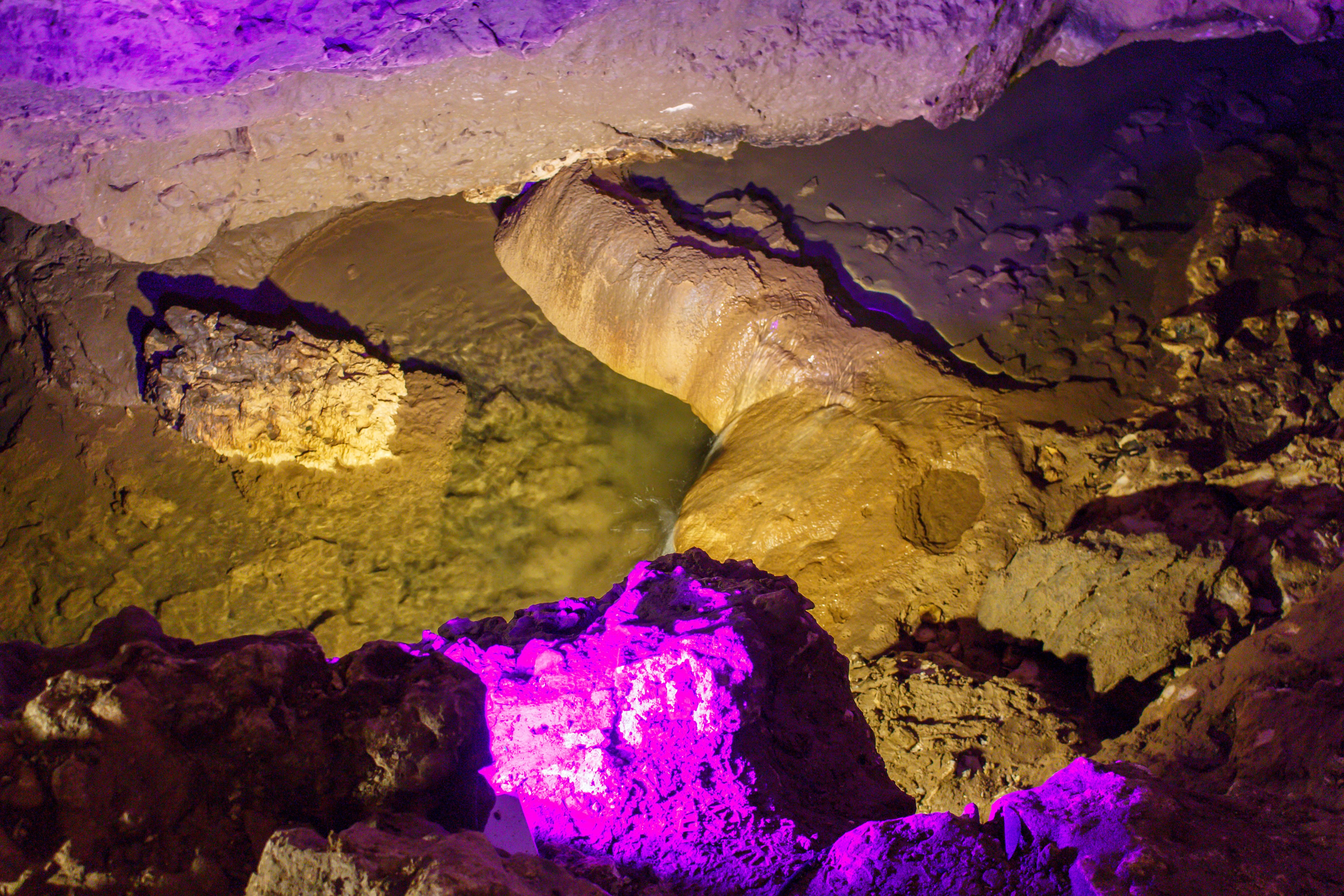 Очаква се през другата година пещерата да бъде отворена за посетители.
