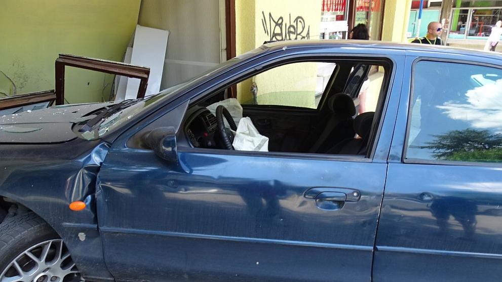  кола случай 