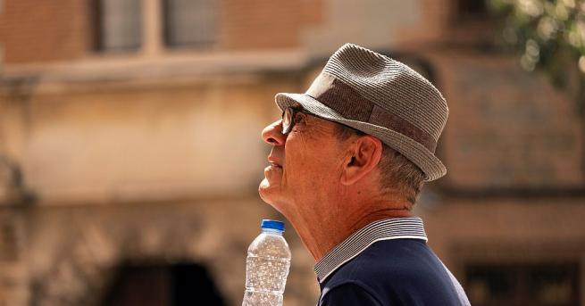 Днес ще бъде слънчево около и след обяд горещо