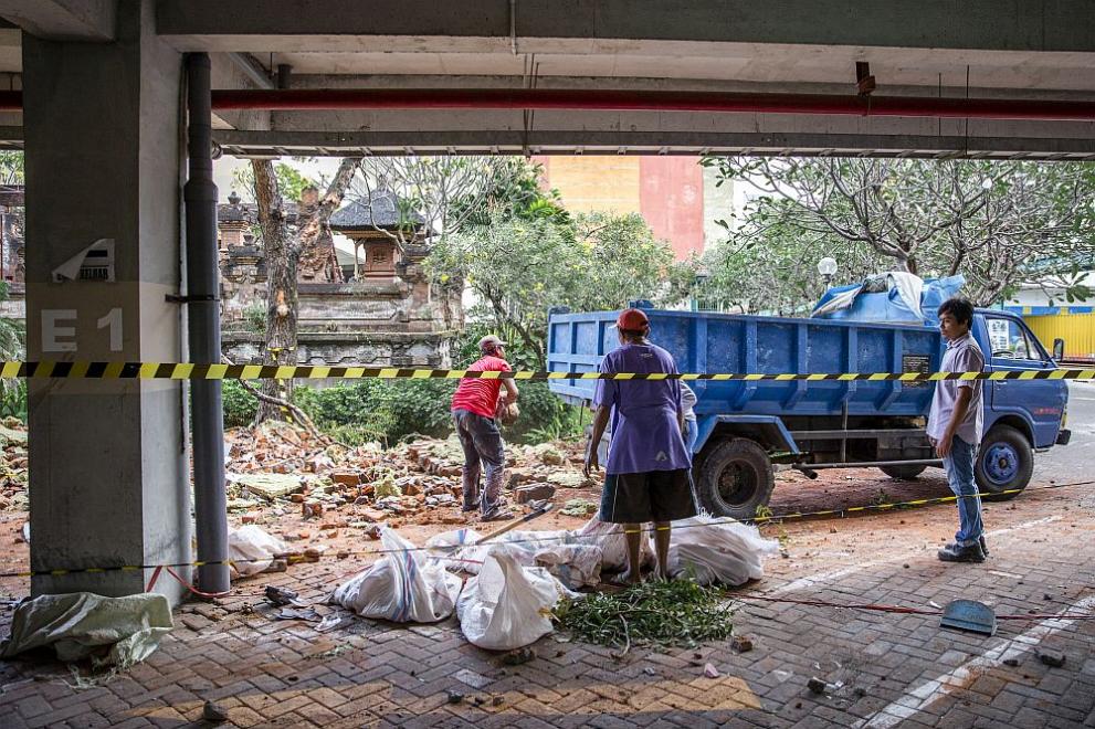  Индонезия земетресение 