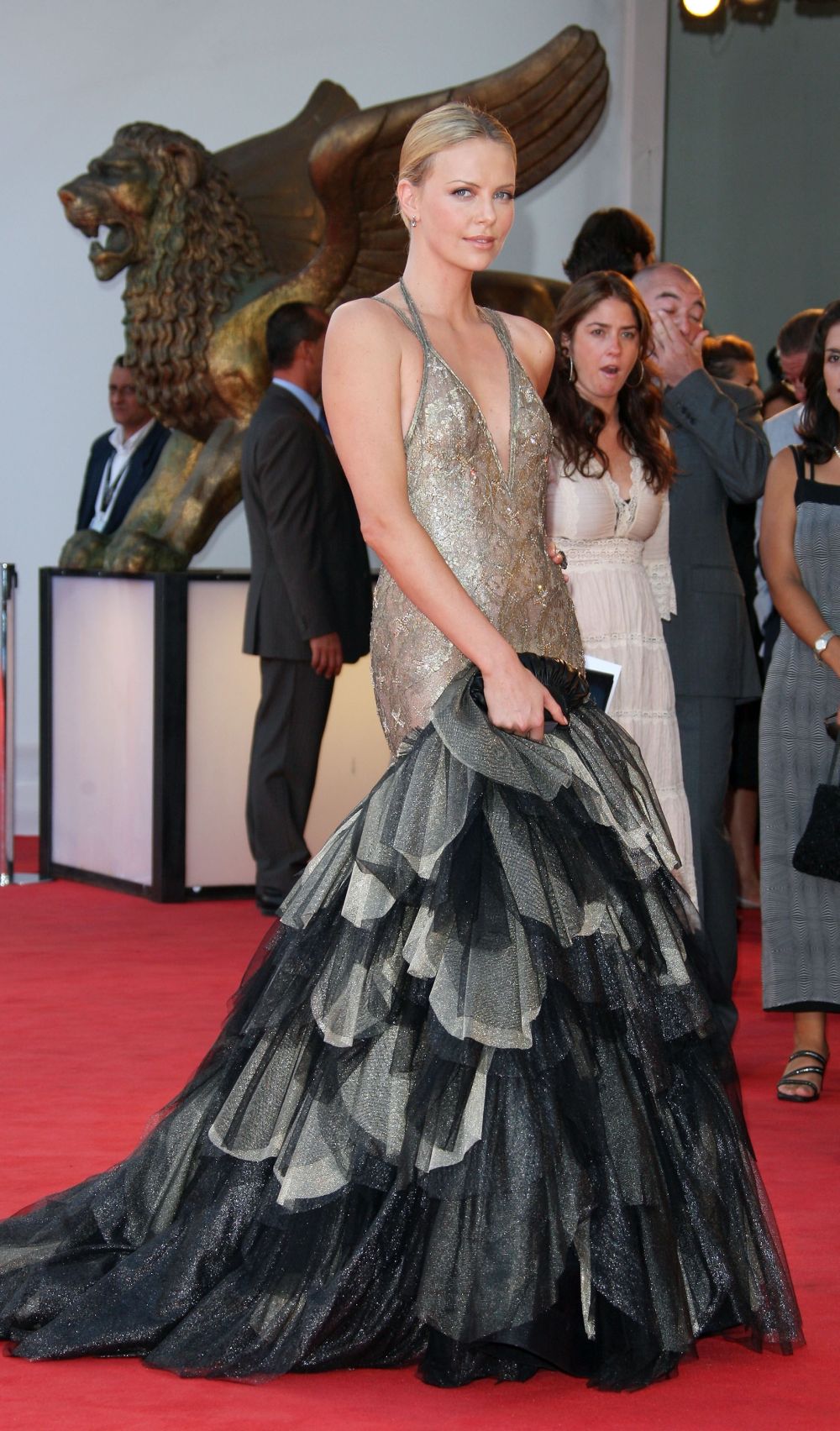 Шарлиз Терон