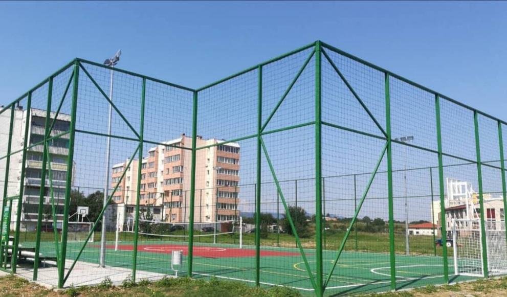 Новото мултифункционално игрище в Южния комплекс на град Севлиево ще бъде открито официално във вторник