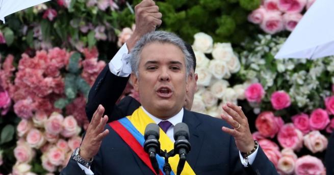 Малко преди встъпването в длъжност на новия президент на Колумбия