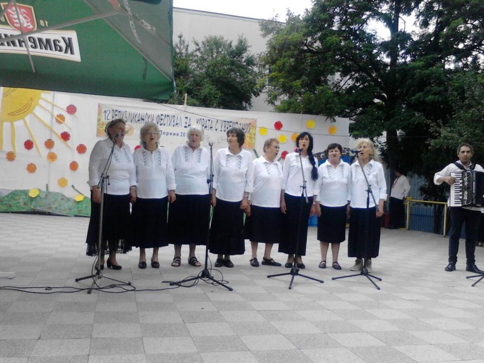 Певиците от Клуба на инвалида станаха лауреати на Републиканския фестивал за хора с увреждания  в Перник