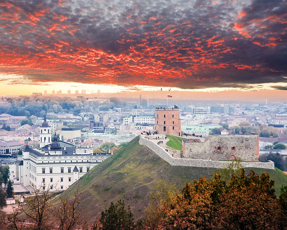 Столицата на Литва Вилнюс започна рекламна кампания под формата на обещание за туристически оргазъм, като представи града като „G-точката на Европа“