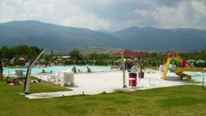 Плувния комплекс в Могилата