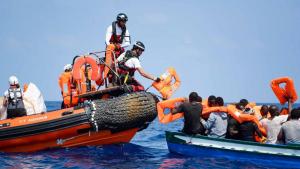 Гърция предприе мащабна спасителна операция край бреговете на остров Крит
