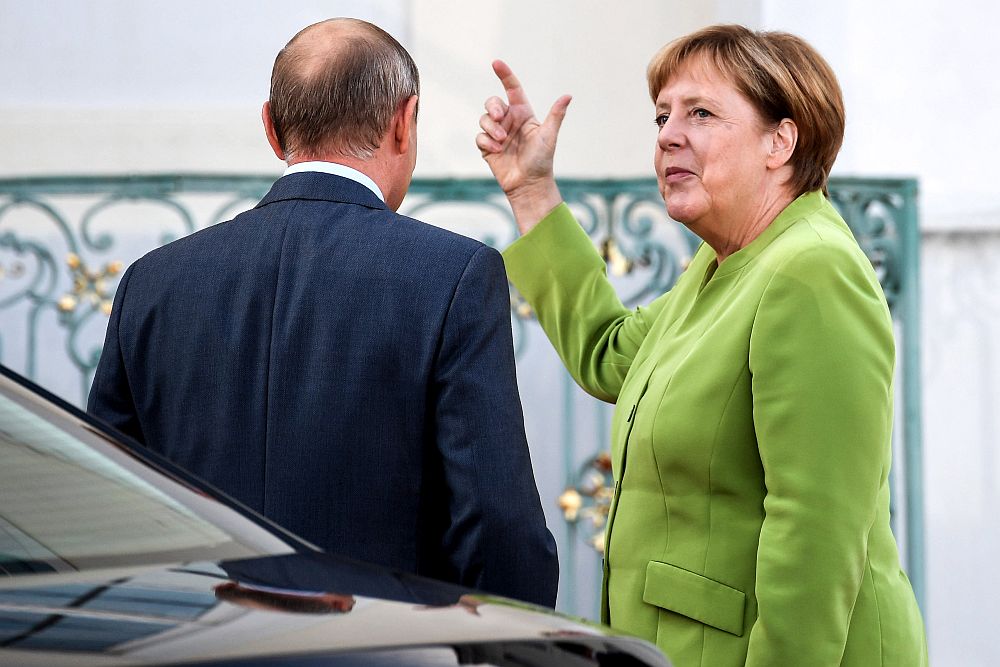 Руският президент Владимир Путин и канцлерката на Германия Ангела Меркел