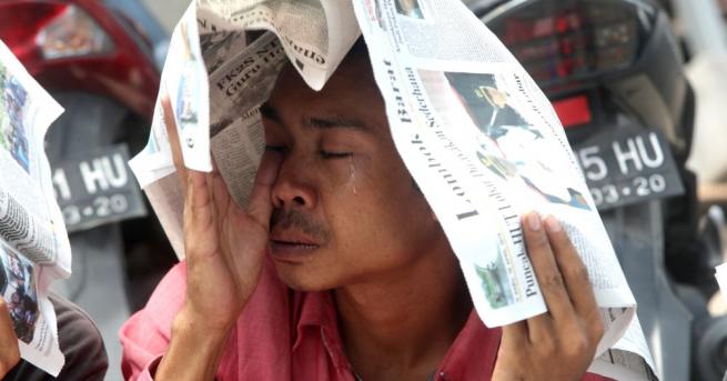 Най-малко петима души са загинали при новите земетресения край индонезийския