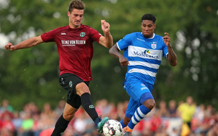 Като в приказките: Пълен аматьор подписа професионален договор в Бундеслигата