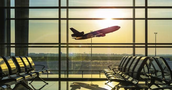 Персоналът по сигурността на летището Схипхол в Амстердам ще преустанови