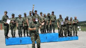 Отбор на Областна администрация участва в Открит шампионат по стрелба