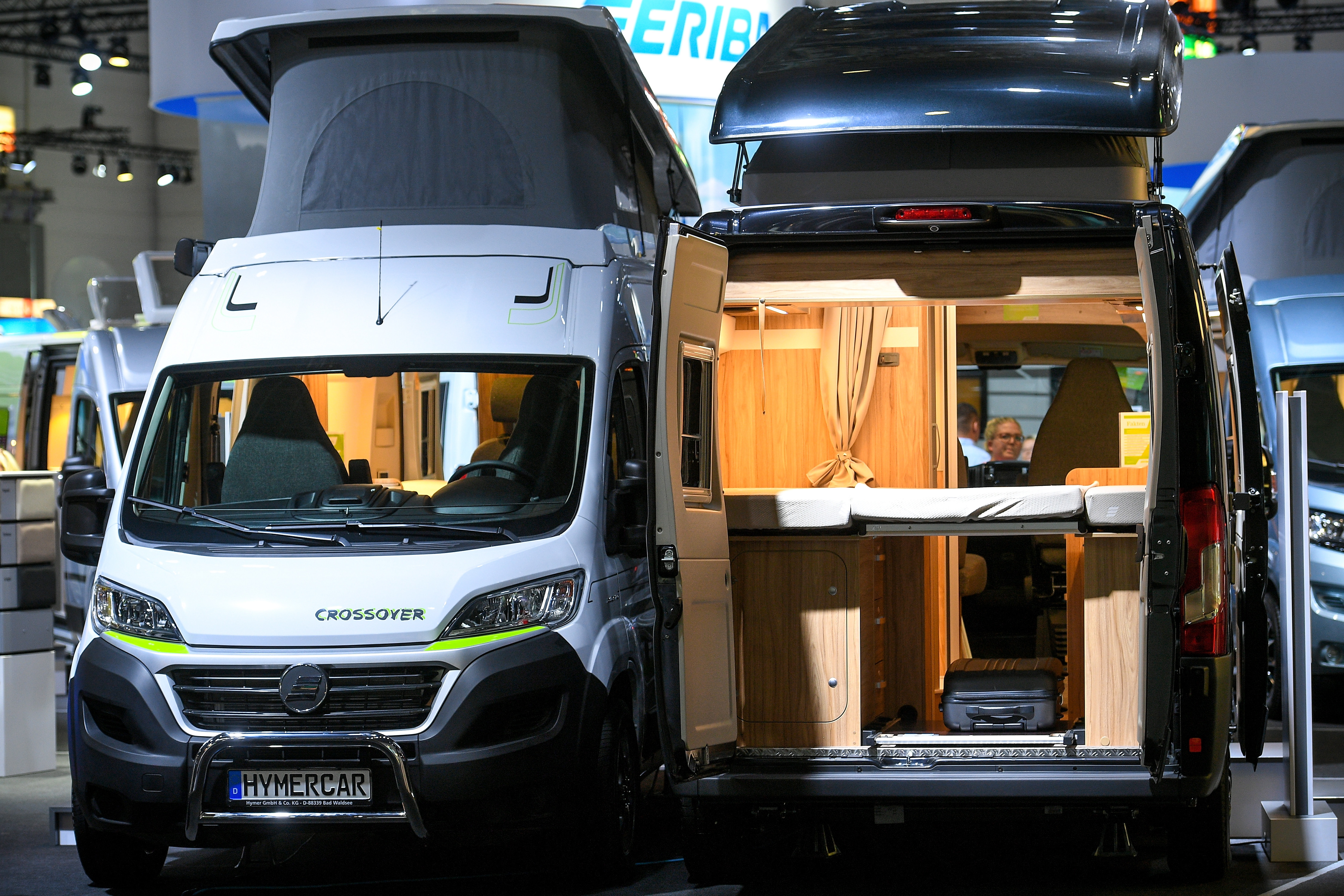 "Caravan Salon" от 24 август до 2 септември 2018 г. събира международния сектор за каравани и кемпъри за представяне на най-новите си разработки и продукти. За първи път в историята на панаира, посетителите могат да разгледат най-голямото световно изложение за мобилни почивки в общо 13 изложбени зали в Дюселдорф, Германия.