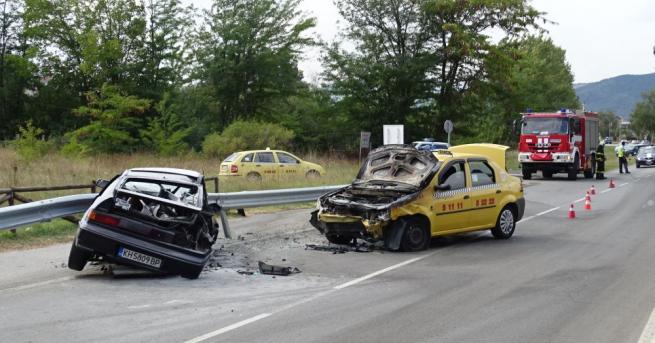 22-годишен водач на лек автомобил Хонда Сивик е починал при
