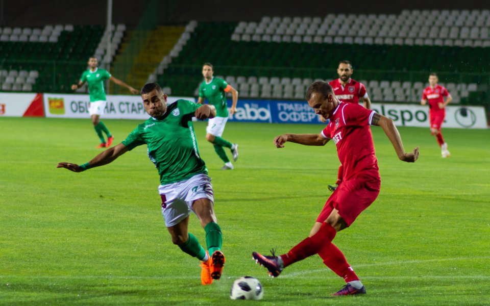 Вторият мач от петъчната програма за четвъртия кръг в efbet