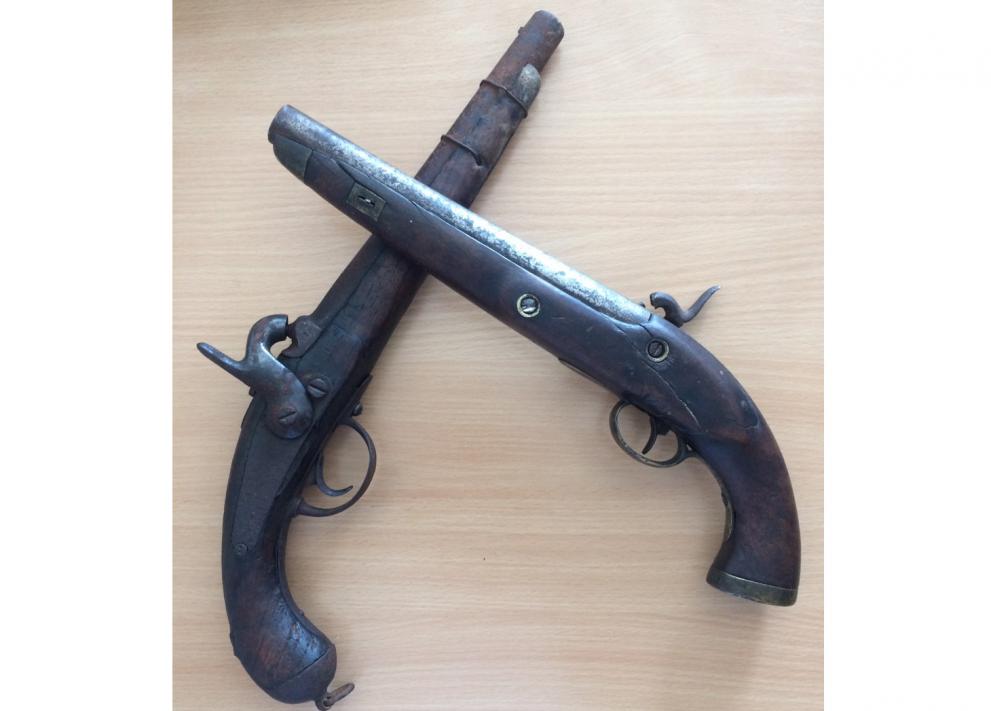 Старинни пистолети