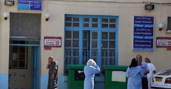 Холера в Алжир Внимавайте при пътуване Над 50 души с