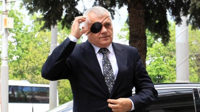 МВР се раздели с един от най-колоритните си министри